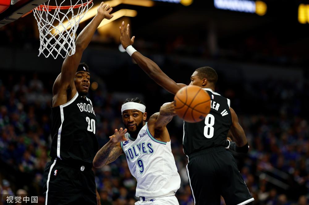 B费：我们表现得很高效，球队在这个过程中不断改进（B费：我们踢得很高效，球队在过程中持续进步）